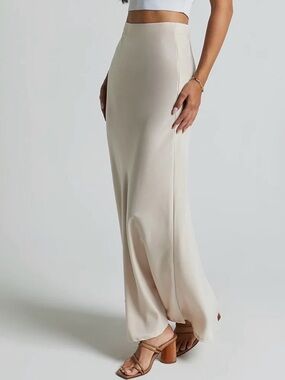 AMARI MAXI SKIRT - HIGH WAISTED BIAS CUT SKIRT IN OYSTER